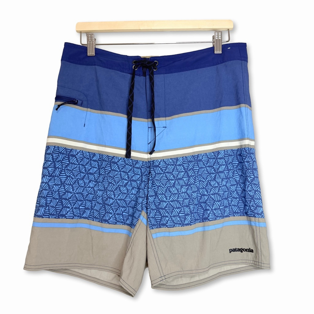 Patagonia Wavefarer Boardshorts Mens Size 34 Blue Gray Striped